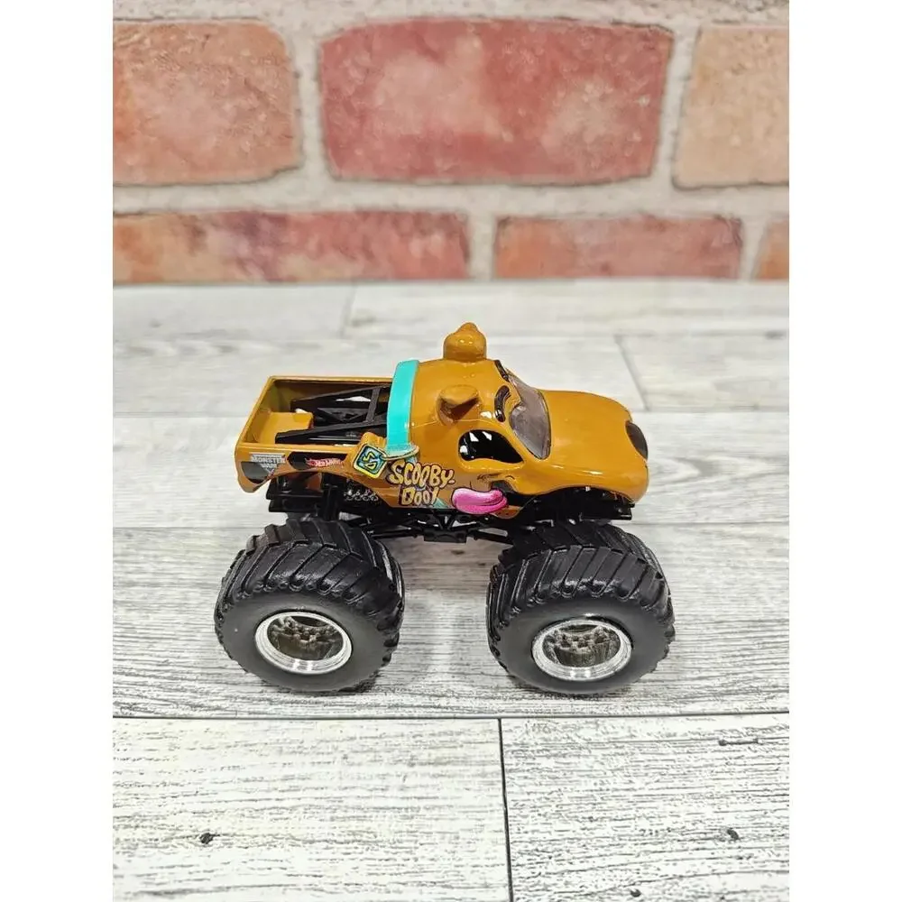 Hot Wheels Monster Jam Lot Scooby-Doo & Zombie Trucks Mattel 1:64
